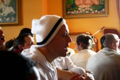 073