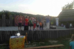200